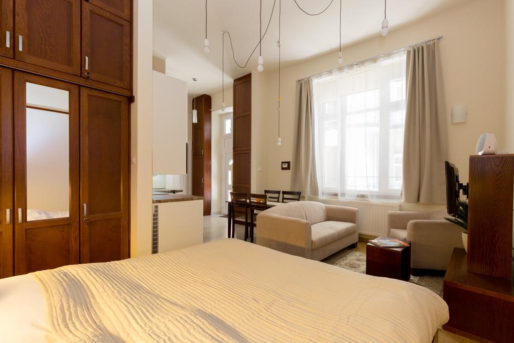 Family Buddha Apartment Budapeszt Zewnętrze zdjęcie