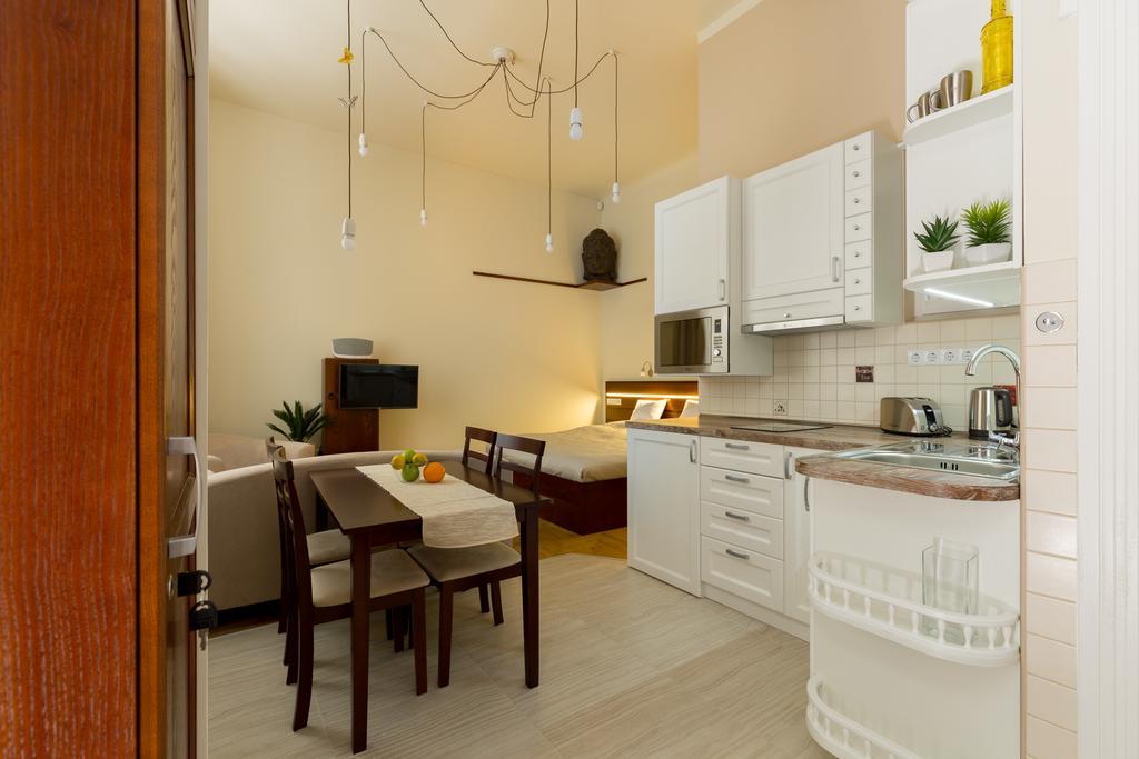 Family Buddha Apartment Budapeszt Zewnętrze zdjęcie